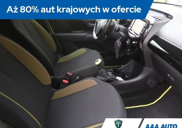 Toyota Aygo cena 43000 przebieg: 68464, rok produkcji 2016 z Poniec małe 211
